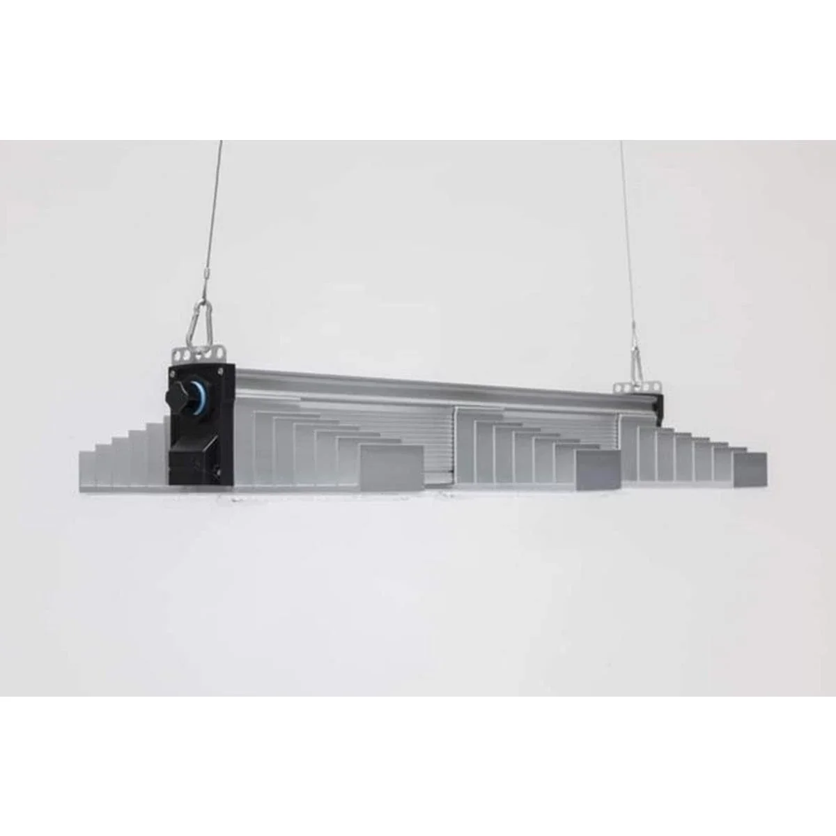 SANlight EVO 1.5 3-100 200W Vollspektrum LED Growlampe 100x100cm
